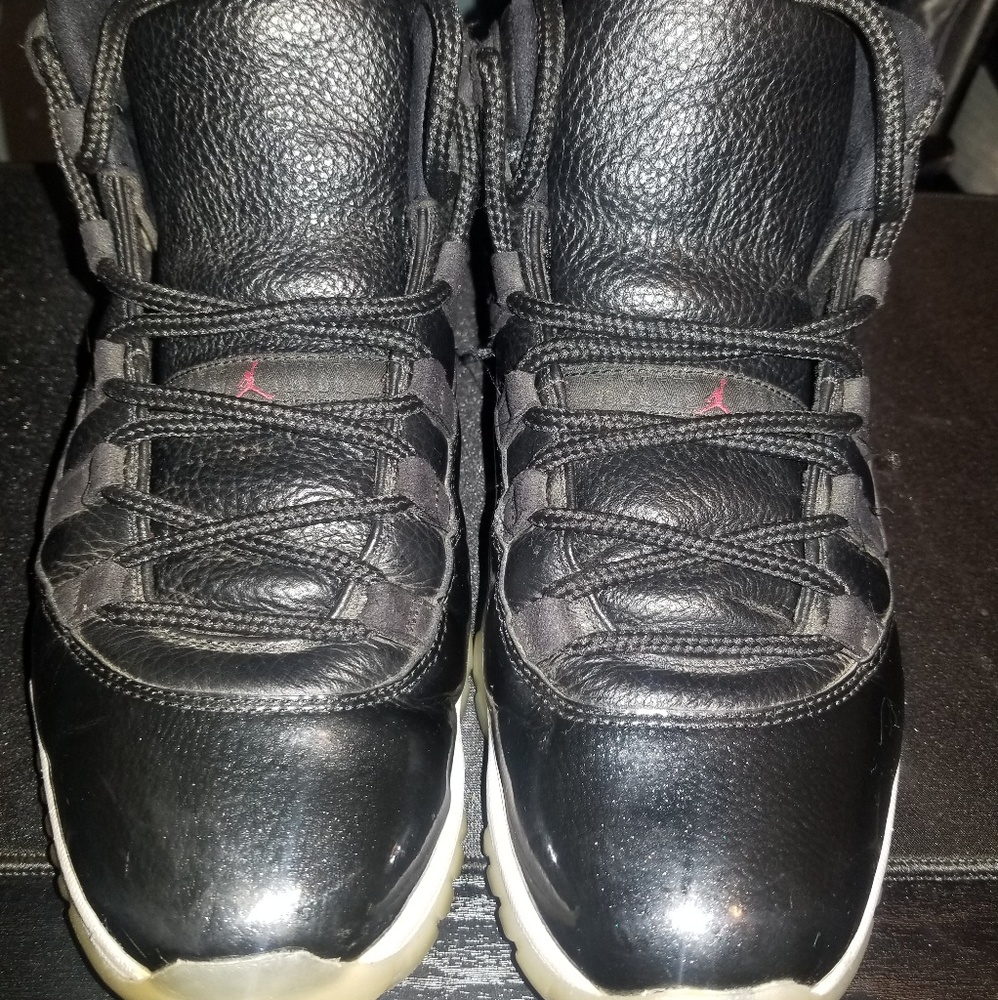 Jordan retro 11 72-10 Size 9.5